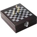 Image of Wine set with chess-game